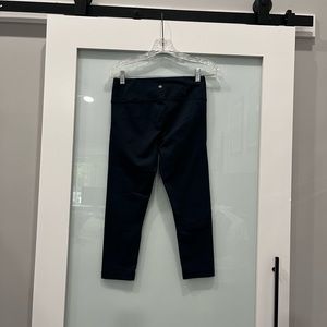 Yogalicious Breathable Black Leggings, Size Small